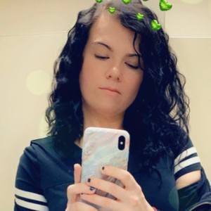 Meet your Posher, Nikole